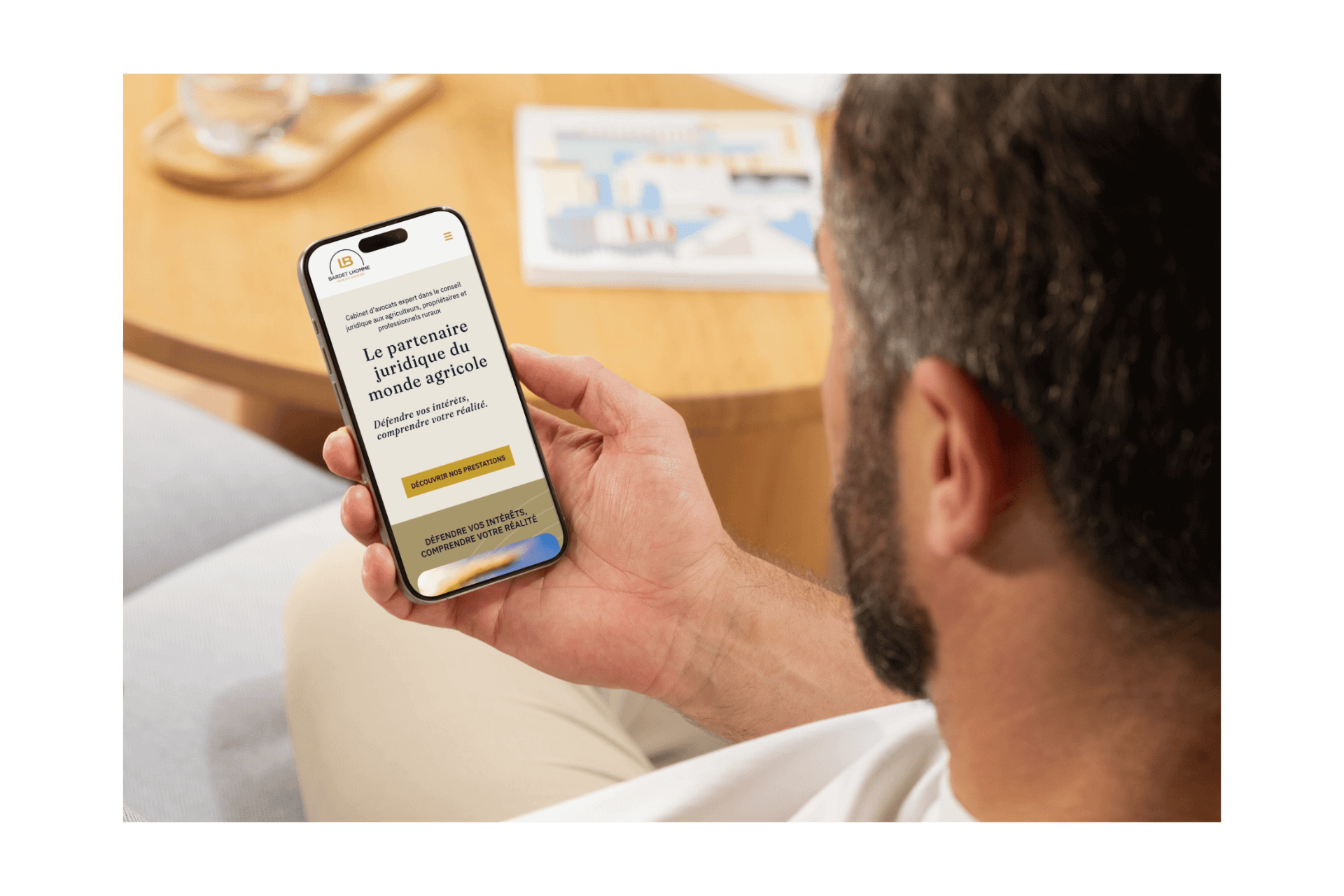 Bardet Lhomme mockup 2